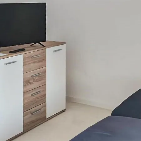 2 Bedroom Cozy In Krakow Am Krakow am See
