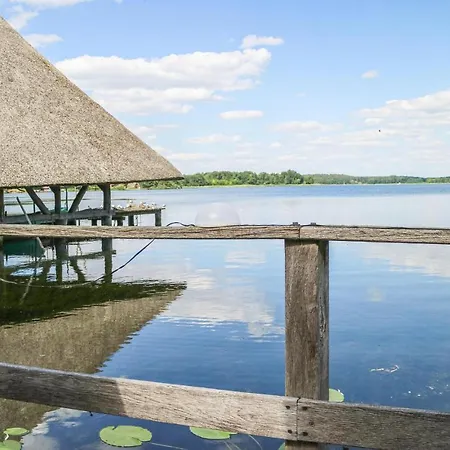 2 Bedroom Cozy In Krakow Am